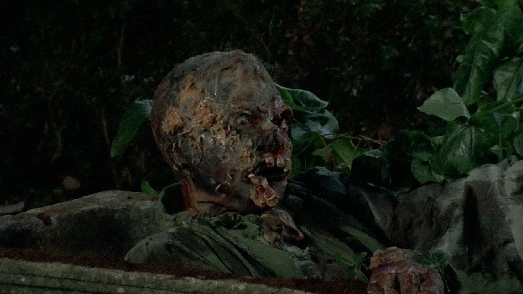 Phim Ác Quỷ Dưới Lòng Đất - Burial Ground: The Nights of Terror (1981)